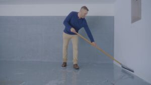 How to Apply Rust-Oleum Rocksolid Garage Floor Coating