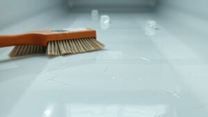 cleaning freezer floor method