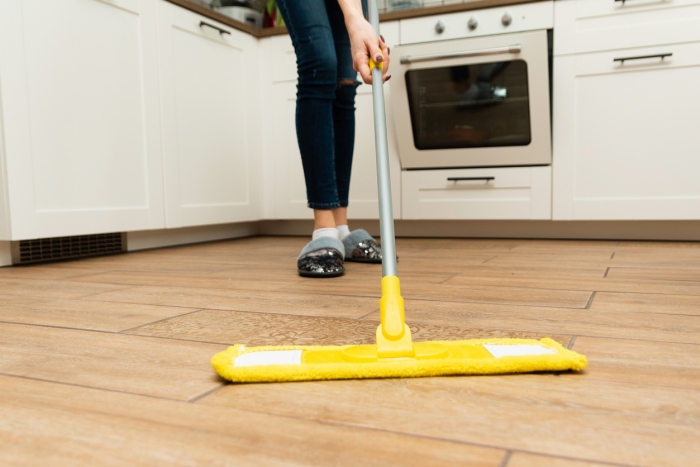 How to Clean Kitchen Floor