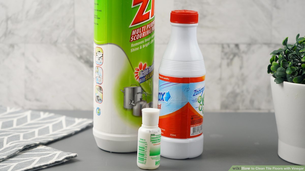 How to Clean Tile Floors With Vinegar