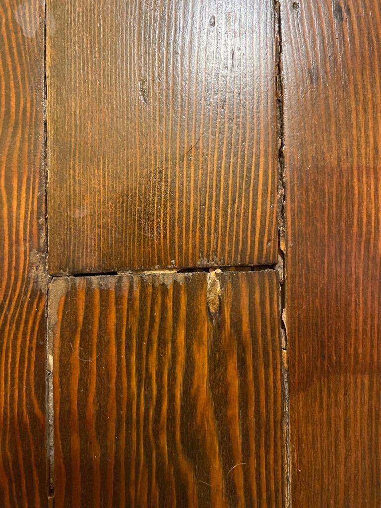 How to Fill Cracks in Wood Floor